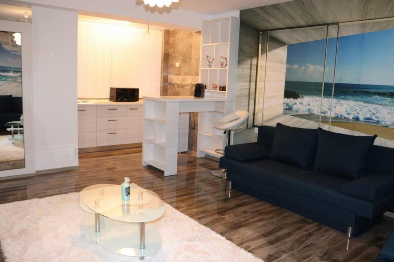 Marisole Apartment Constanta Exterior photo